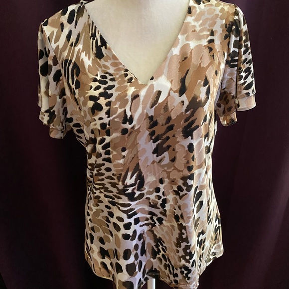 Calvin Klein Tops - Calvin Klein Animal print Blouse. 🐆🐆